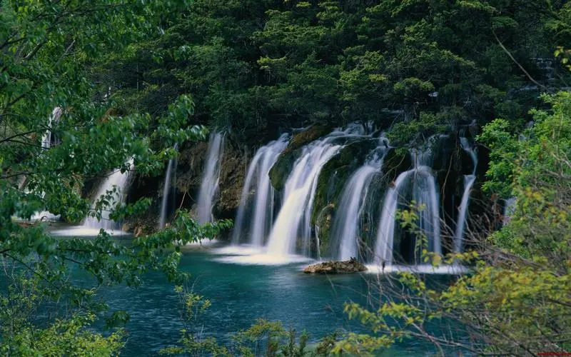 先进先进